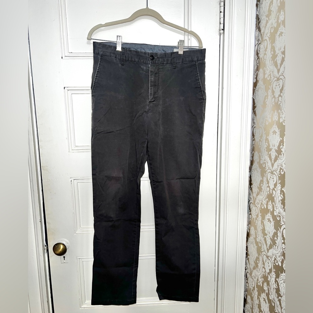 Frank and Oak Newport Modern Straight Fit Charcoal Dark Gray Chinos 32x32